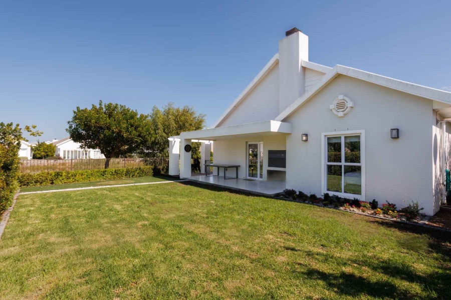 To Let 3 Bedroom Property for Rent in Val De Vie Estate Western Cape